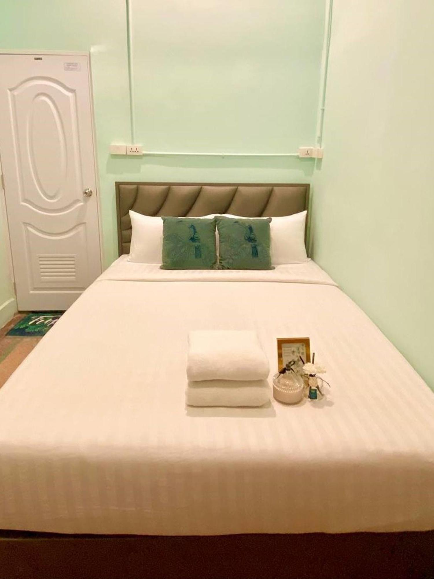 Hostel Lemon Siam Petchaburi Road Bangkok Luaran gambar