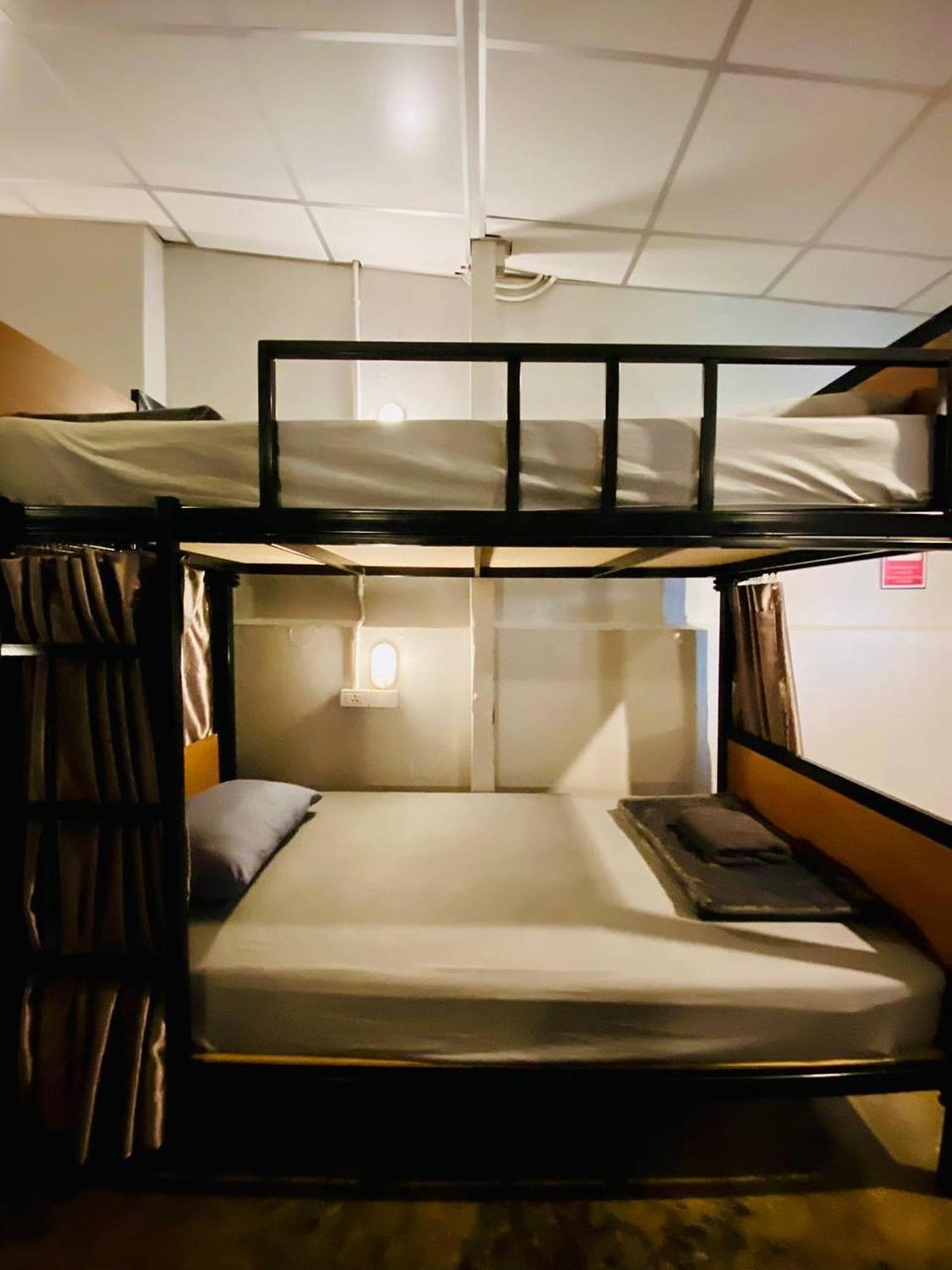 Hostel Lemon Siam Petchaburi Road Bangkok Luaran gambar
