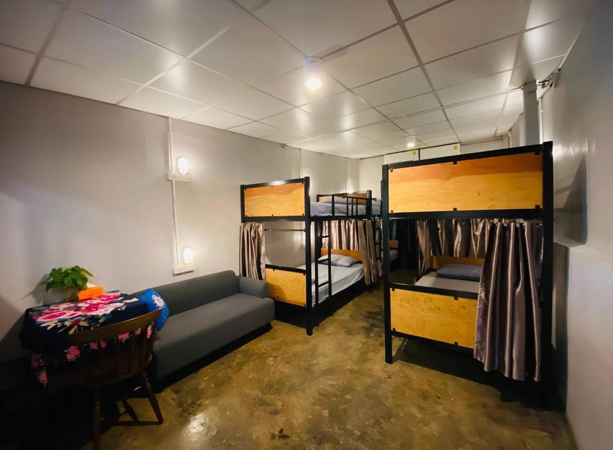 Hostel Lemon Siam Petchaburi Road Bangkok Luaran gambar