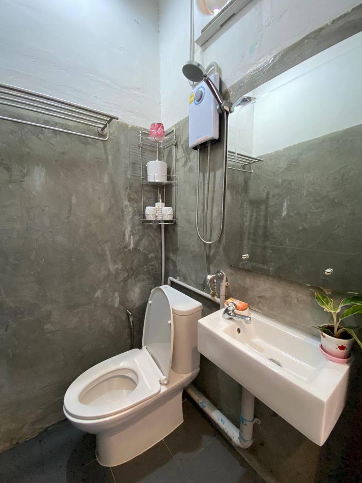 Hostel Lemon Siam Petchaburi Road Bangkok Luaran gambar